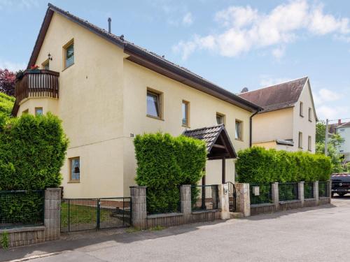 Apartment in Dresden with terrace and pool in the garden