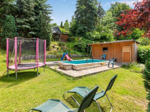 Apartment in Dresden with terrace and pool in the garden