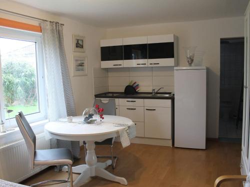 Apartment in Pepelow with Roofed Terrace, Garden, Barbecue