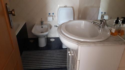 Apartment in Portela near the Airport