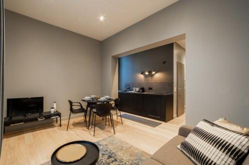 Apartment in the city center and close to the station Rated 4 stars