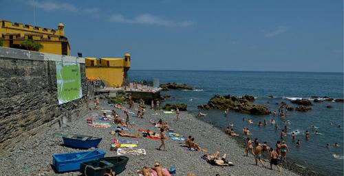Apartment in the city of Funchal up 2 at 6 pers