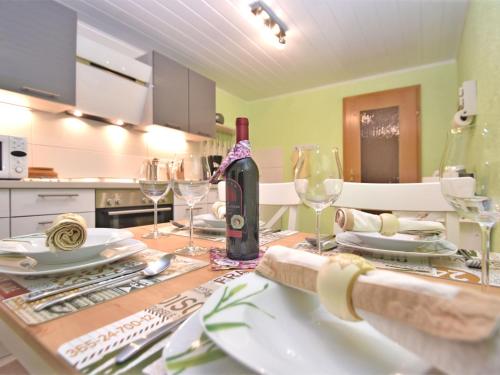 Apartment in the Harz with a log cabin pond and covered seating area