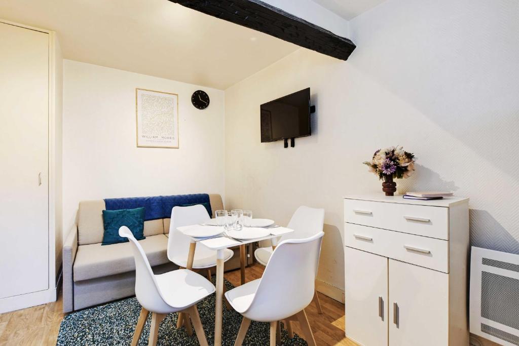 Apartment in the heart of the Marais 9 Rue de Bretagne, 75003 Paris