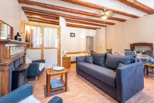 Apartment in the heart of the old town of Annecy and close to the lake