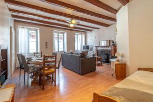 Apartment in the heart of the old town of Annecy and close to the lake