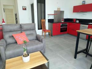 Appartement Apartment in top location, sea view, direct access to the beach, Plonévez-Porzay  29550 Plonévez-Porzay Bretagne