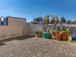 Apartment Ker Enclos-1