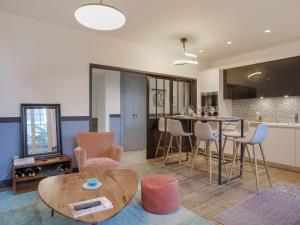 Apartment Ker Louis-1