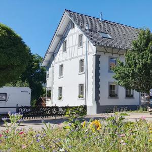 Appartement Apartment Kerbholz - zwischen Südschwarzwald und Schweiz 13 Bahnhofstraße 79771 Klettgau Bade-Wurtemberg