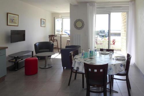 Apartment, Kerity-Penmarc\