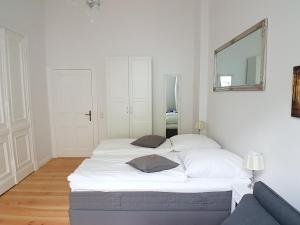 Apartment LANGEN - Cozy Family & Business Flair welcomes you - Rockchair Apartments