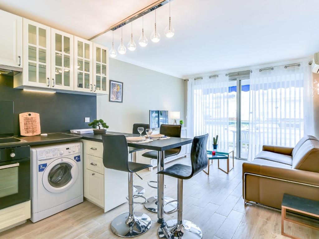 Apartment Le Beach Garden , 06400 Cannes