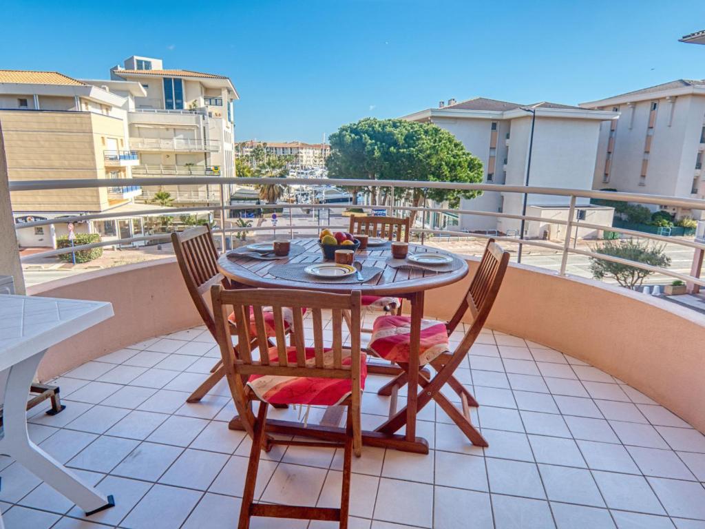 Appartement Apartment Le Consul  83600 Fréjus