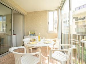 Apartment Le Floride-1