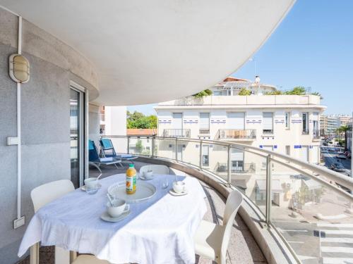 Apartment Les allées du Cap-2