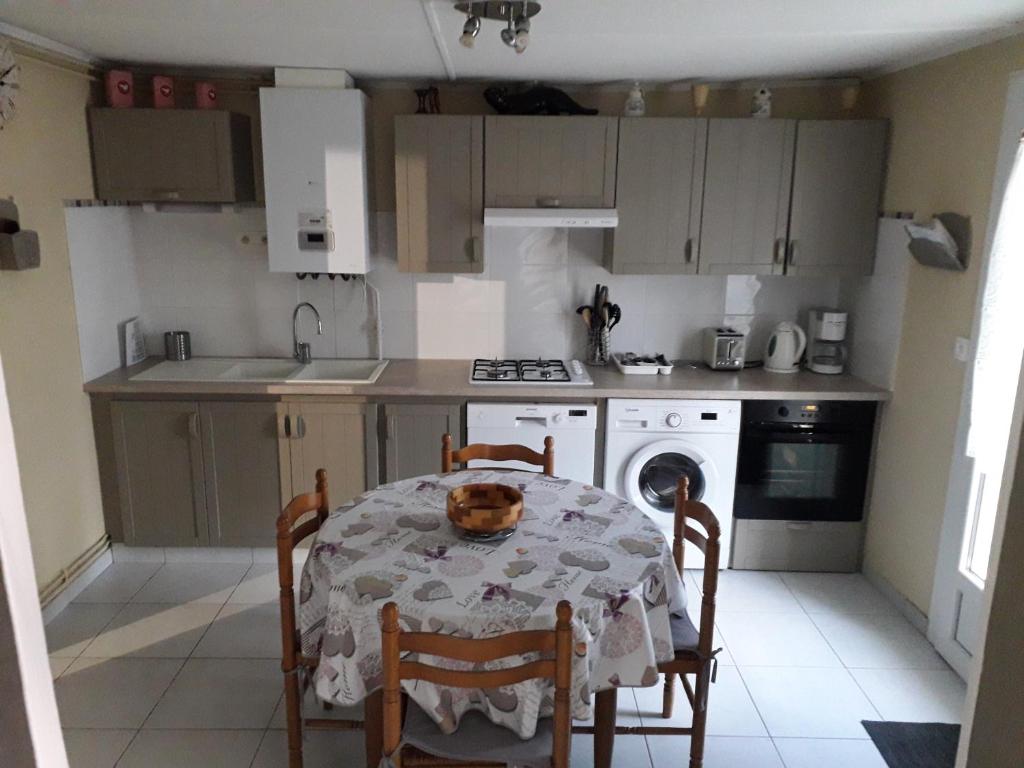 Apartment Les Capitelles-2 66750 Saint-Cyprien Plage