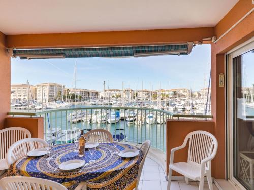 Apartment Les Cariatides