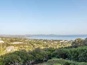 Appartement Apartment Les Coccinelles  83240 Cavalaire-sur-Mer Provence-Alpes-Côte d\'Azur