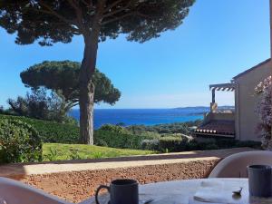 Appartement Apartment Les Coteaux de la Nartelle-18  83120 Sainte-Maxime Provence-Alpes-Côte d\'Azur
