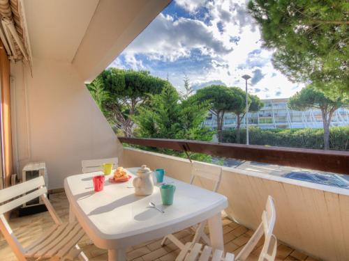 Apartment Les Cyprianes-3