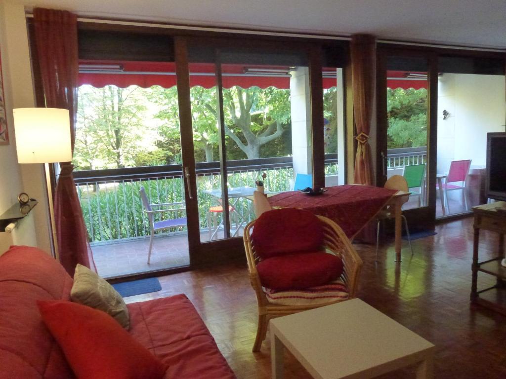 Appartement Apartment Les Muriers Blancs Bât. A Rdc. surélevé 64, avenue Philippe Solari 13090 Aix-en-Provence