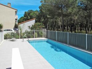 Apartment Les Pins Parasols - AGL351