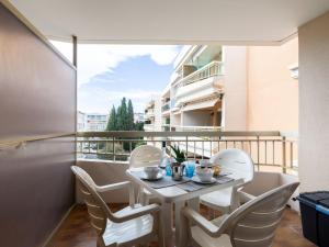 Apartment Les Platanes-4