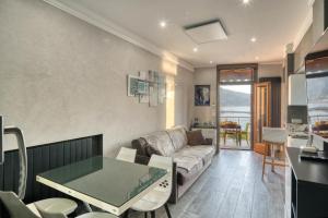 Apartment les Sablettes panoramic sea view