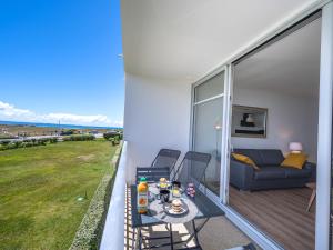 Apartment Les Trois Iles-11