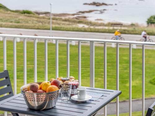 Apartment Les Trois Iles-9