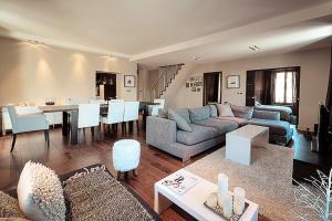 Apartment located at the city center and free parking