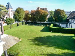 Apartment Marie Antoinette-1