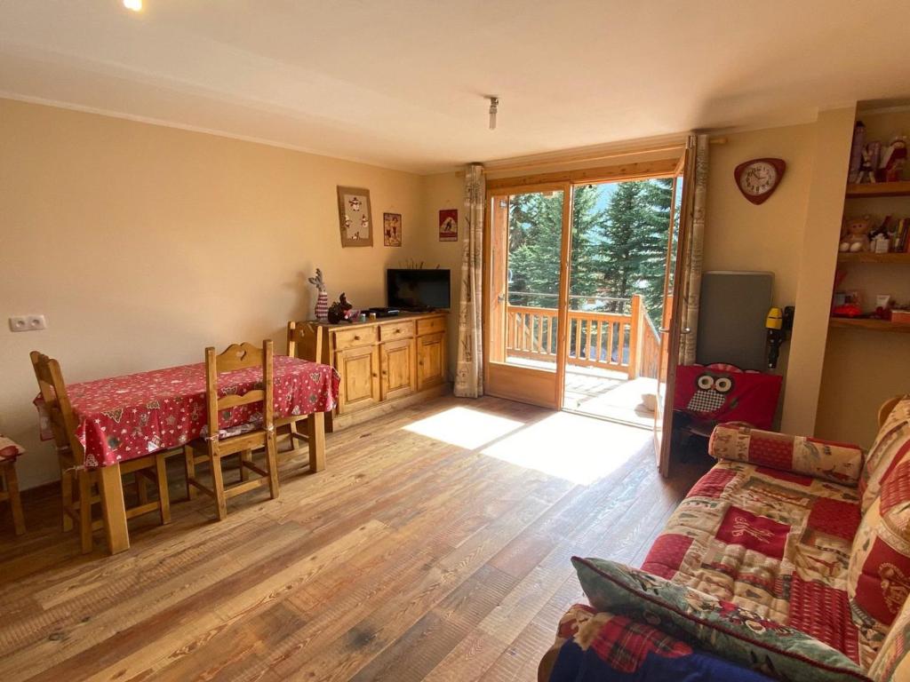 Apartment Massena