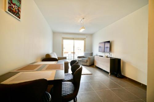 Apartment Montaigne