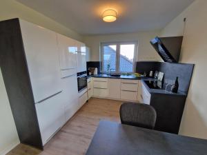 Apartment nahe Meyer Werft in Ostfriesland mit Küche & Netflix