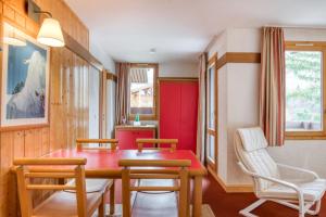 Apartment near the slopes at LA PLAGNE 1800