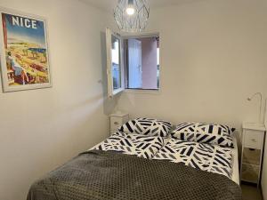 Apartment Newly Renovated Aircond-wifi-pool-sea View-150m to Beaches- Saint Aygulf