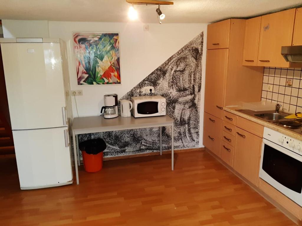 Apartment Öffingen 77 28 Hauptstraße, 70736 Fellbach