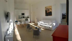 Apartment on Place Massena