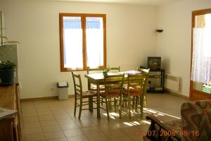 Appartement Apartment on the ground floor - Brigitte Pic Le Chazelet 05320 La Grave Provence-Alpes-Côte d\'Azur