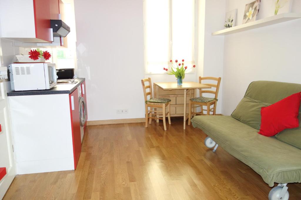 Apartment Palais de France 72 rue de France, 06000 Nice