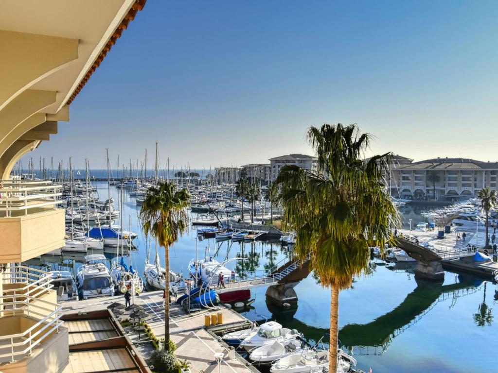 Apartment Port d'Attache-8 , 83600 Fréjus