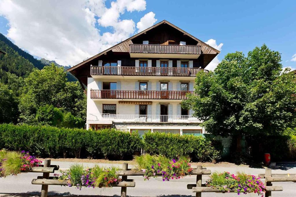 APARTMENT PRESIDENT - Alpes Travel - Central Chamonix - Sleeps 12 27 allée du Savoy, 74400 Chamonix-Mont-Blanc