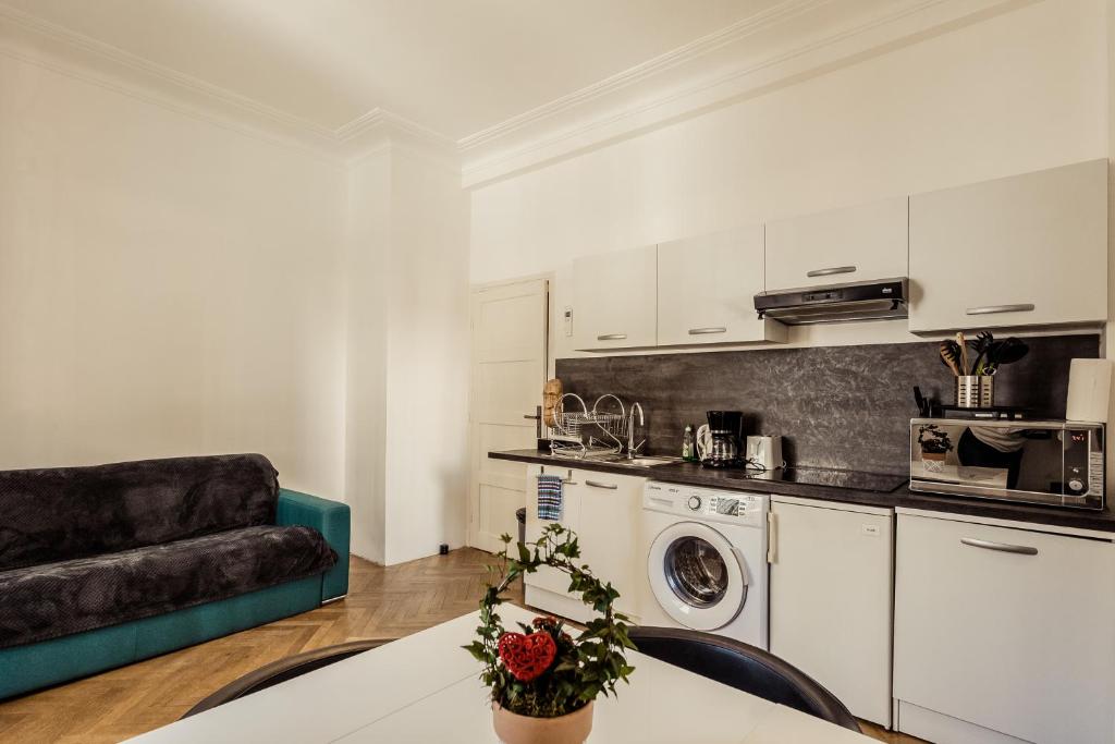 Apartment proche mer 1 Rue Berlioz, 06000 Nice
