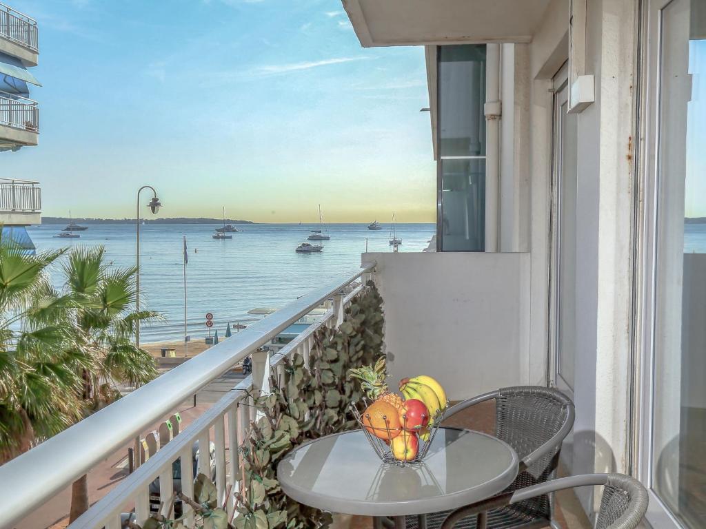 Appartement Apartment Reine Astrid-3  06400 Cannes