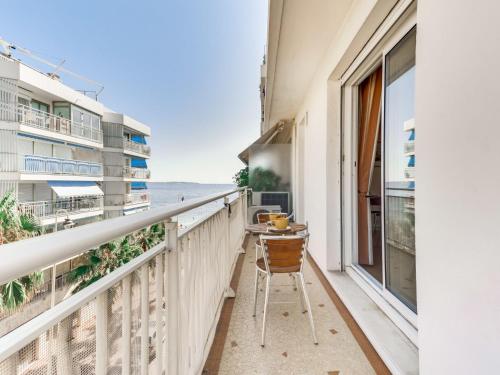 Apartment Reine Astrid-4