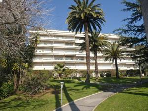 Appartement Apartment Résidence de Luynes  6400 Cannes Provence-Alpes-Côte d\'Azur