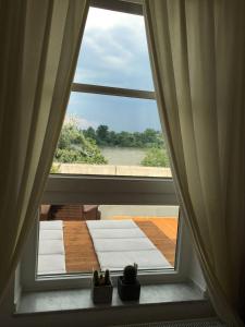 Apartment 'Rheinblick' mit grosser Terrasse