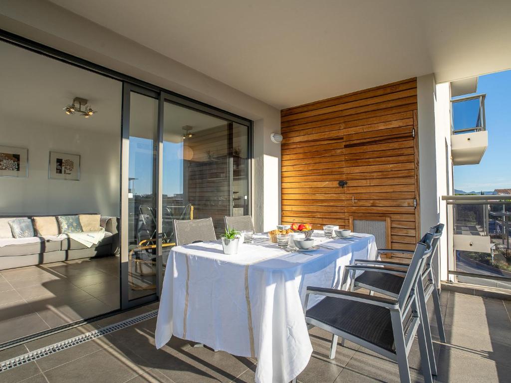 Apartment Rive Gauche , 83600 Fréjus